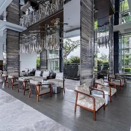 B Landmark Residence Bandung Exteriör bild
